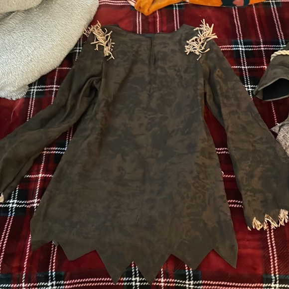 Girl’s Creepy Scarecrow Costume - Picture 5 of 5